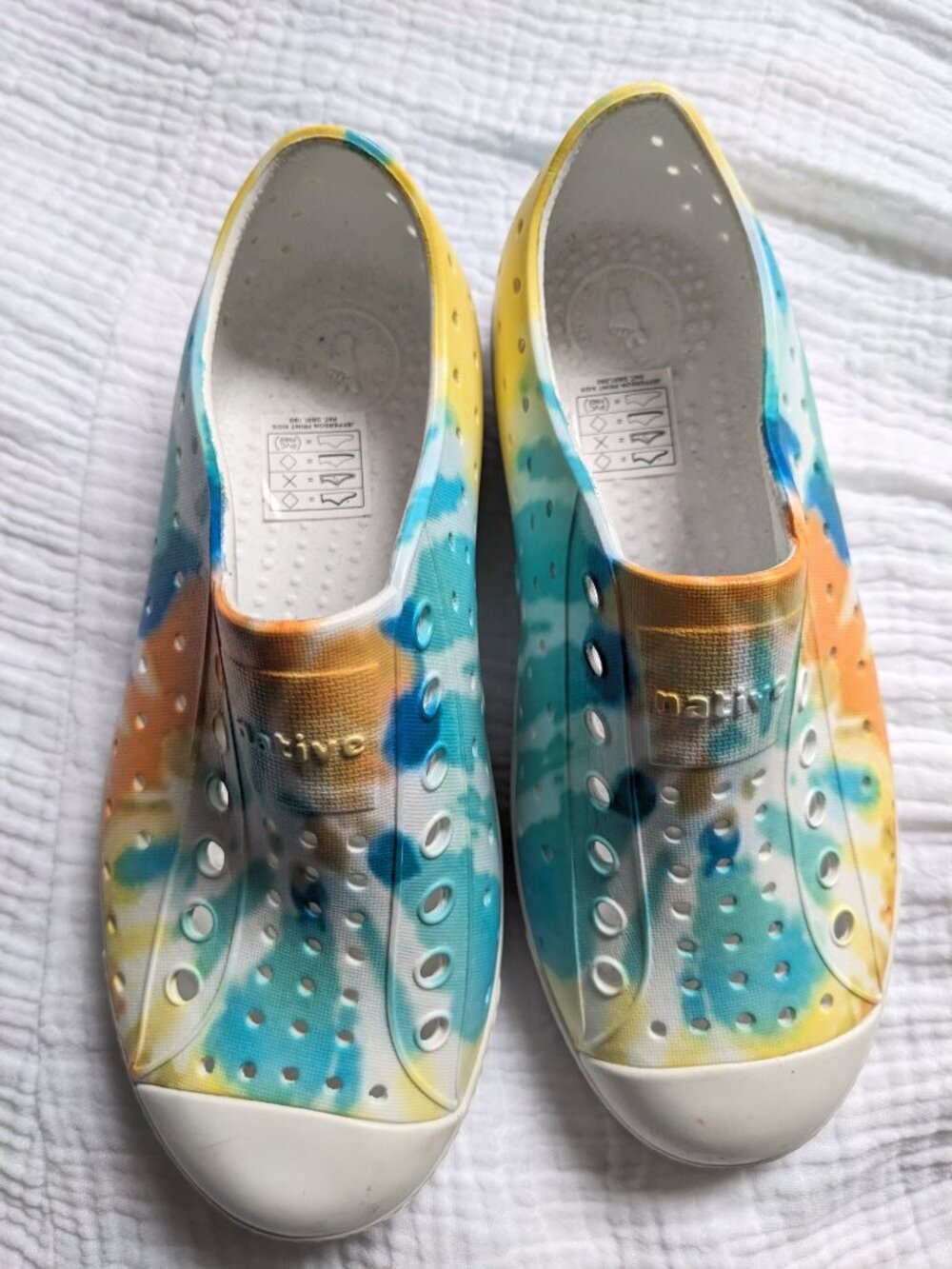 Native Shoes Jefferson Turquoise Yellow Kids Boys Girls Size 13